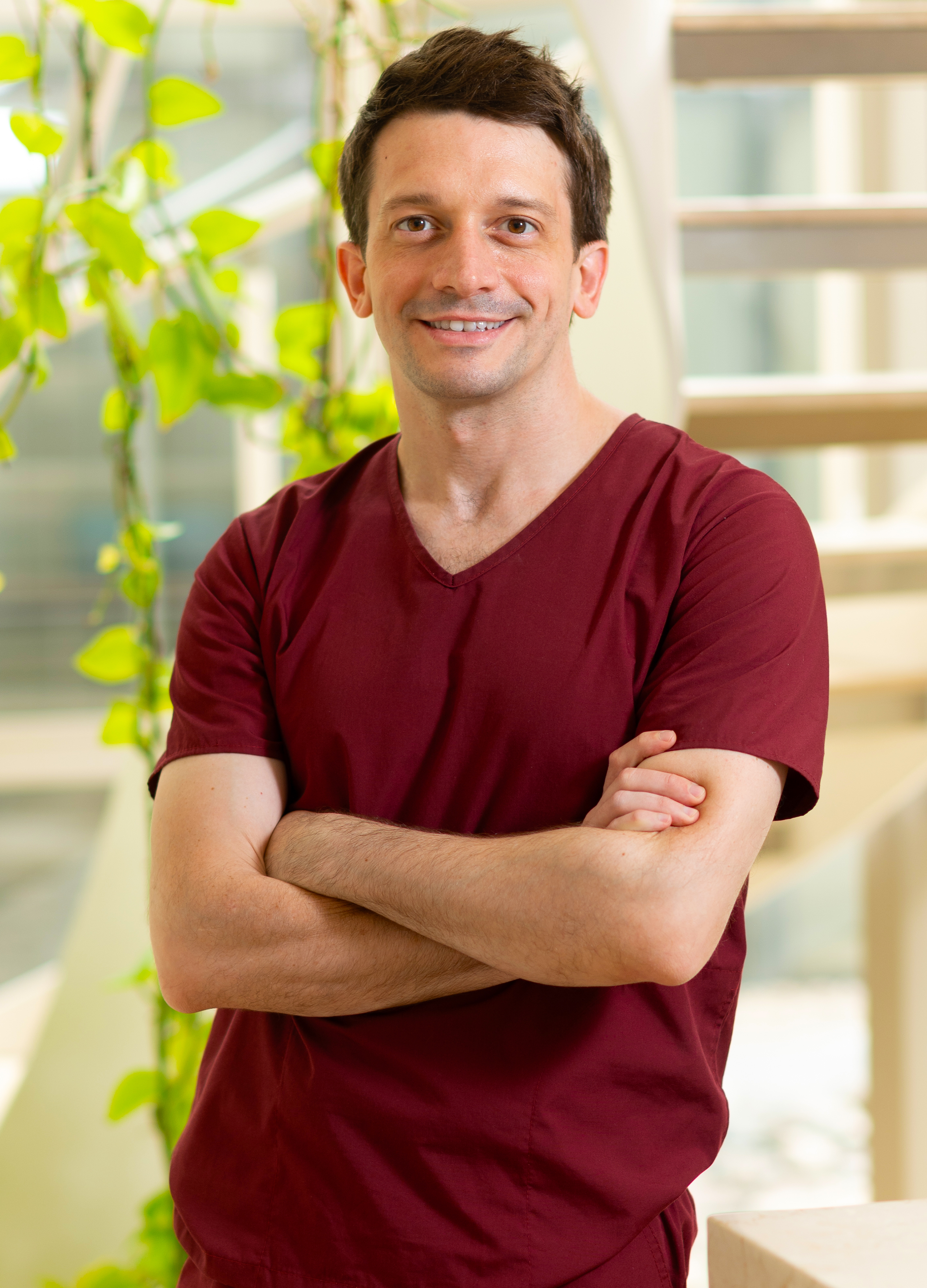 Dr. Ezequiel Vincent